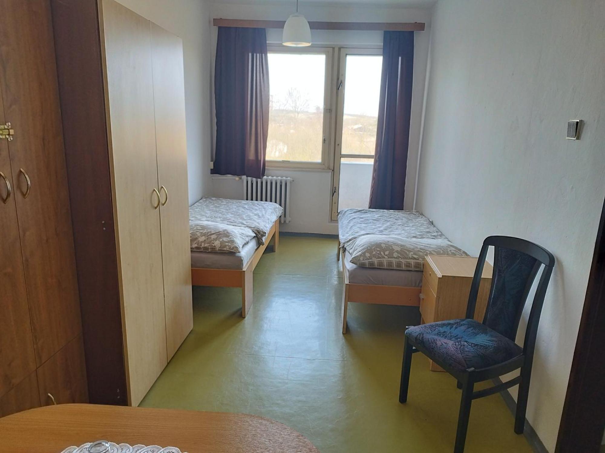 Ubytovna Karpatia Sastin-Straze Exteriör bild