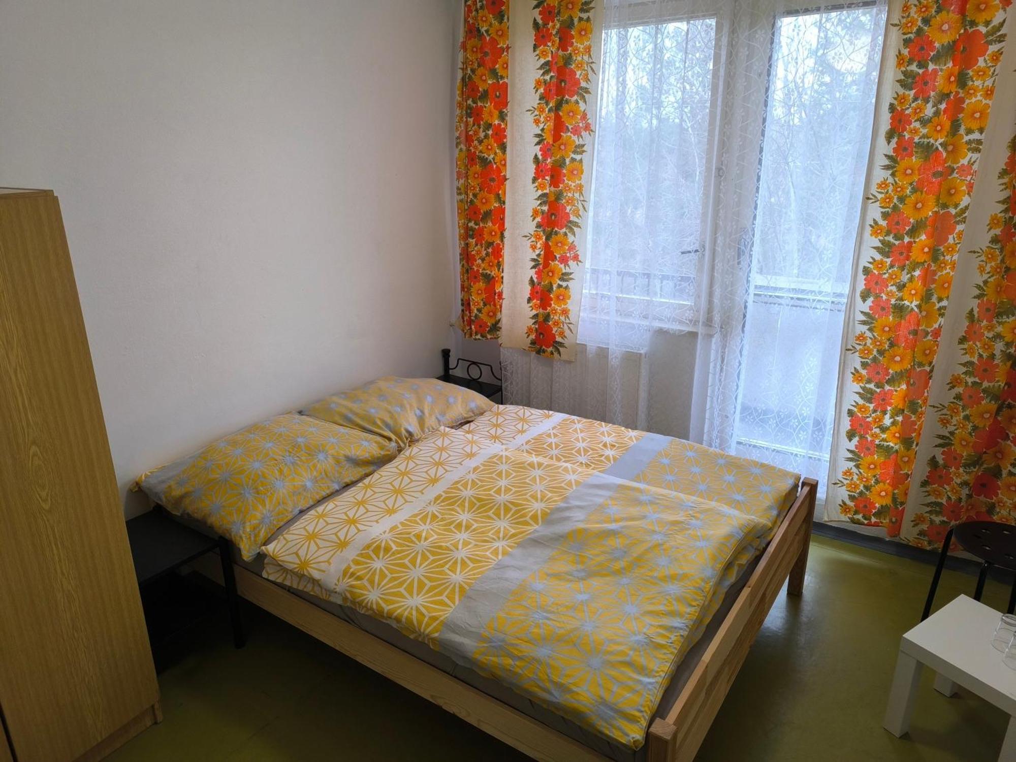 Ubytovna Karpatia Sastin-Straze Exteriör bild